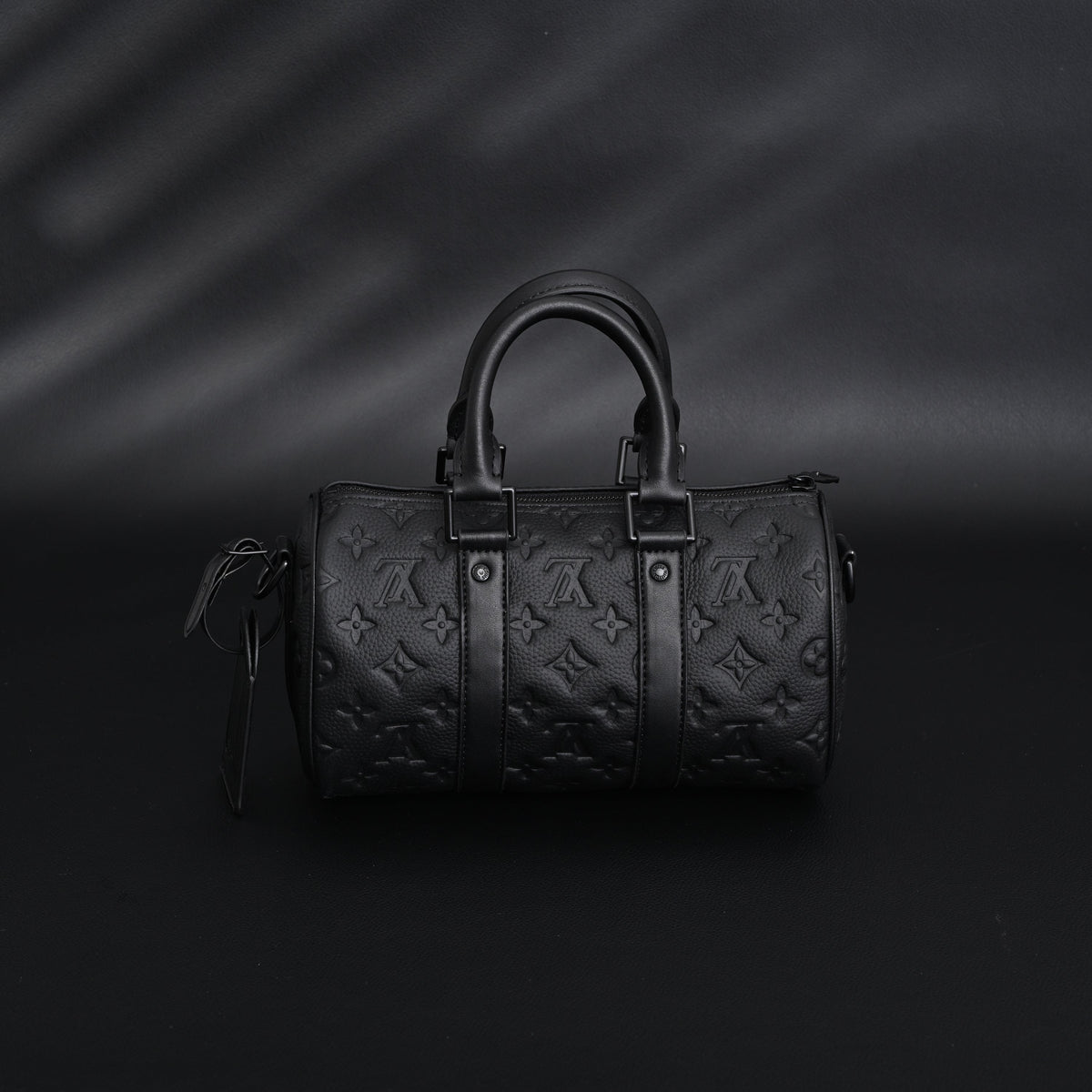 Louis Vuitton Keepall Bandoulière 50 – Monogram Shadow Black Leather